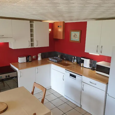 巴尔德龙公寓 *